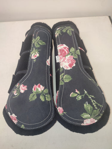 CLEARANCE SALE! Brushing Boots Floral Black Fleece