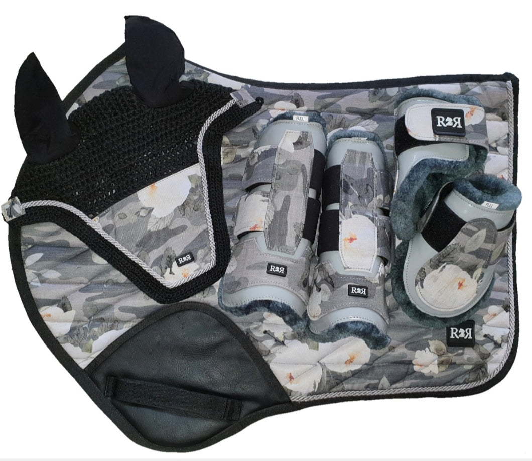 Saddle Pad Set with Jump Boots CAMO FLORAL